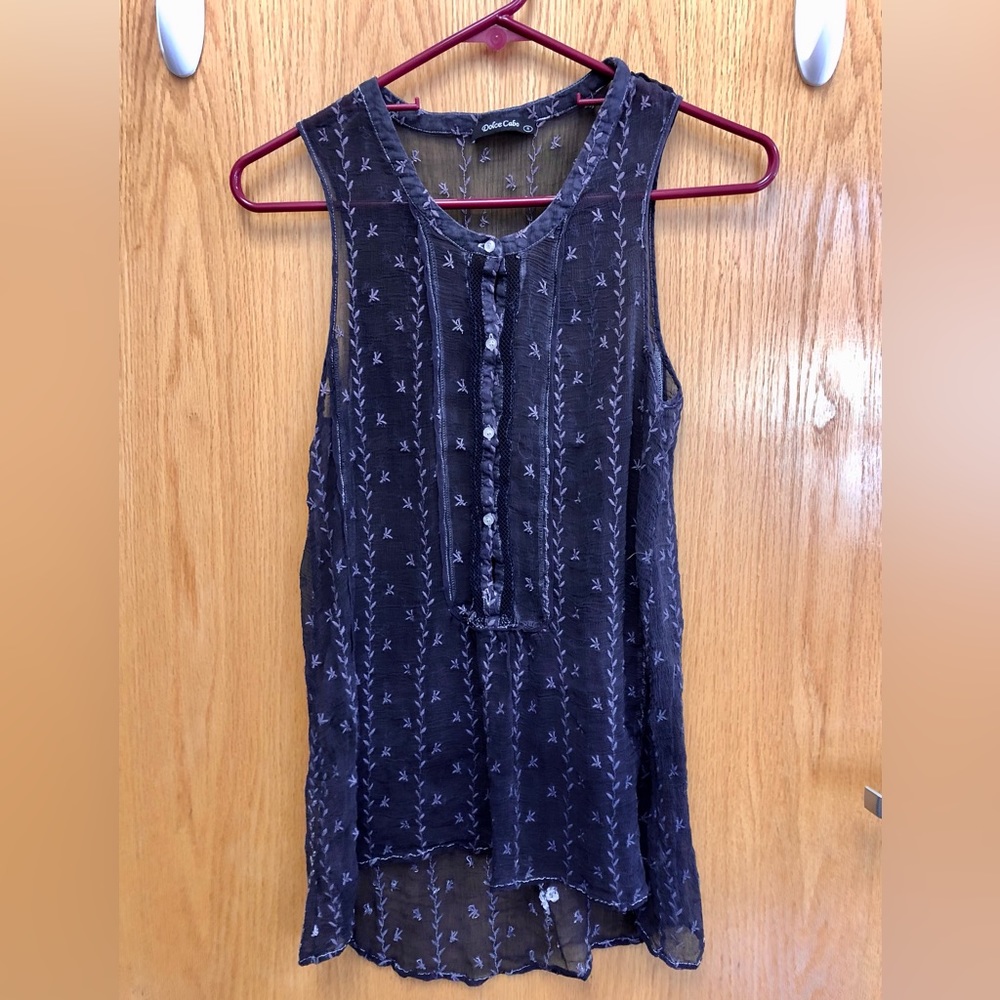 Dolce Club Sleeveless top size sm